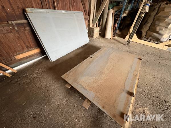 Garageportar Daloc med karmar 2 st