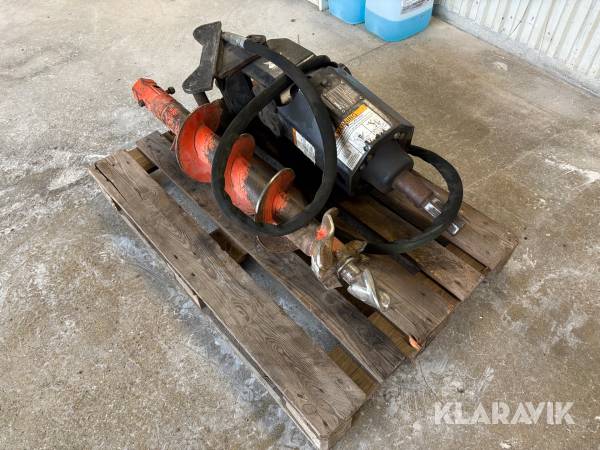 Jordborr Bobcat 30C