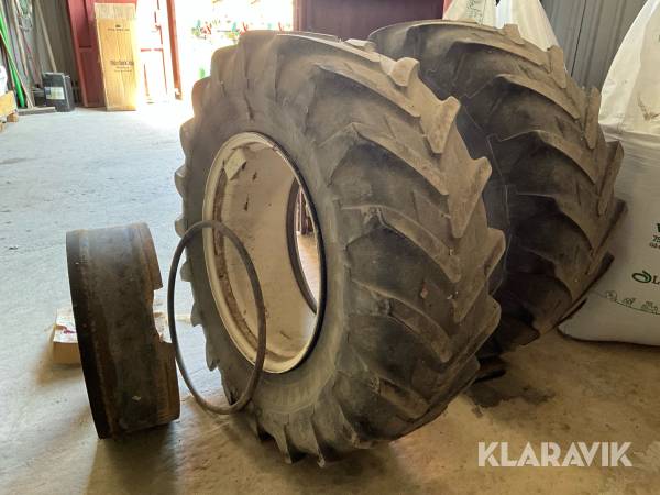 Dubbelmontage 16.9R28 2st