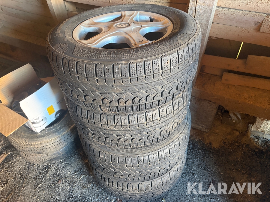 Däck & fälg Kumho I ZEN Rv 255/60R17 dubbfria