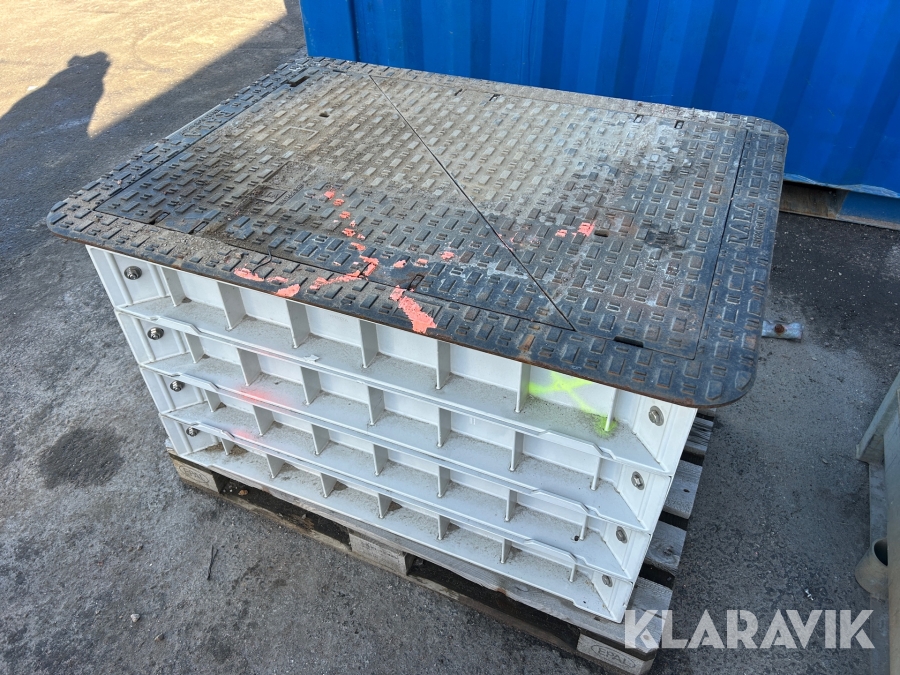 Brunn för kablar Rala EN124 R+B UK JT