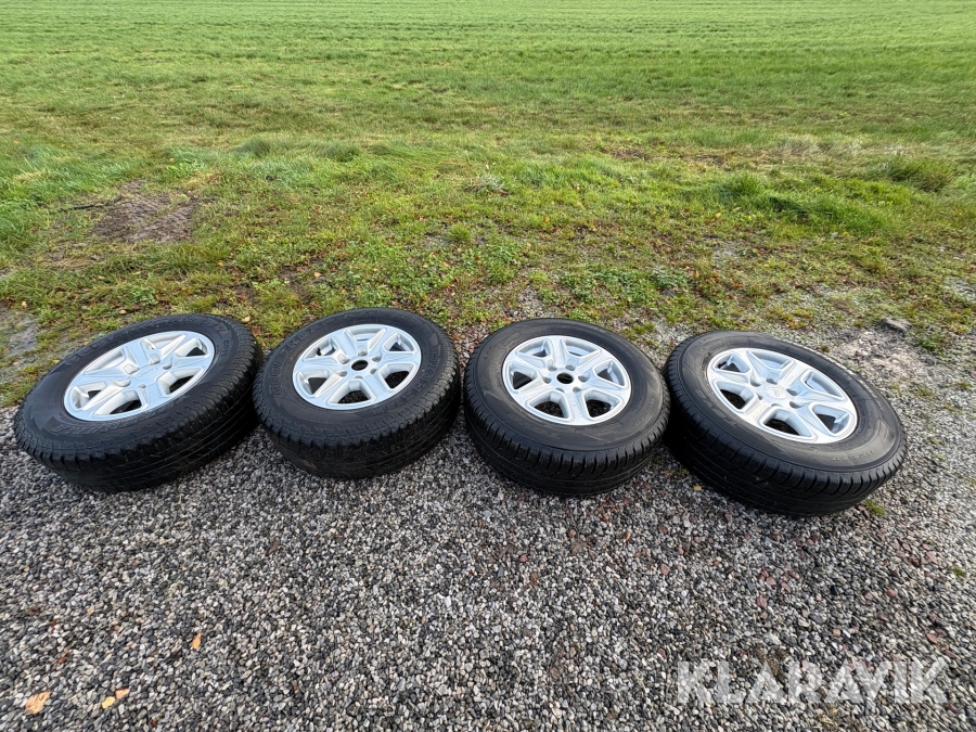 Året runt däck med Aluminiumfälgar Toyo & Yokohama Ford Ranger