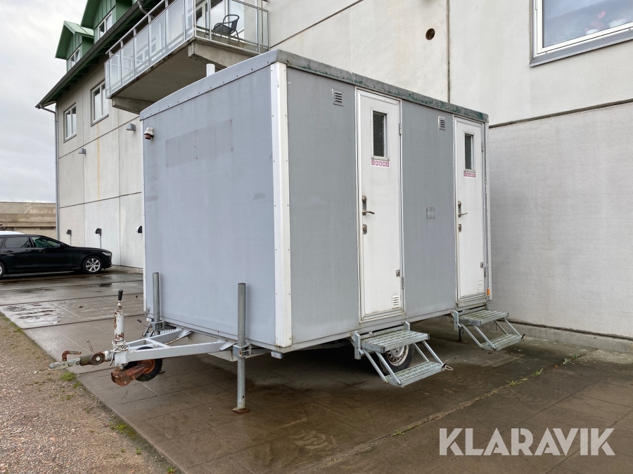 Toalettvagn 4 st toaletter