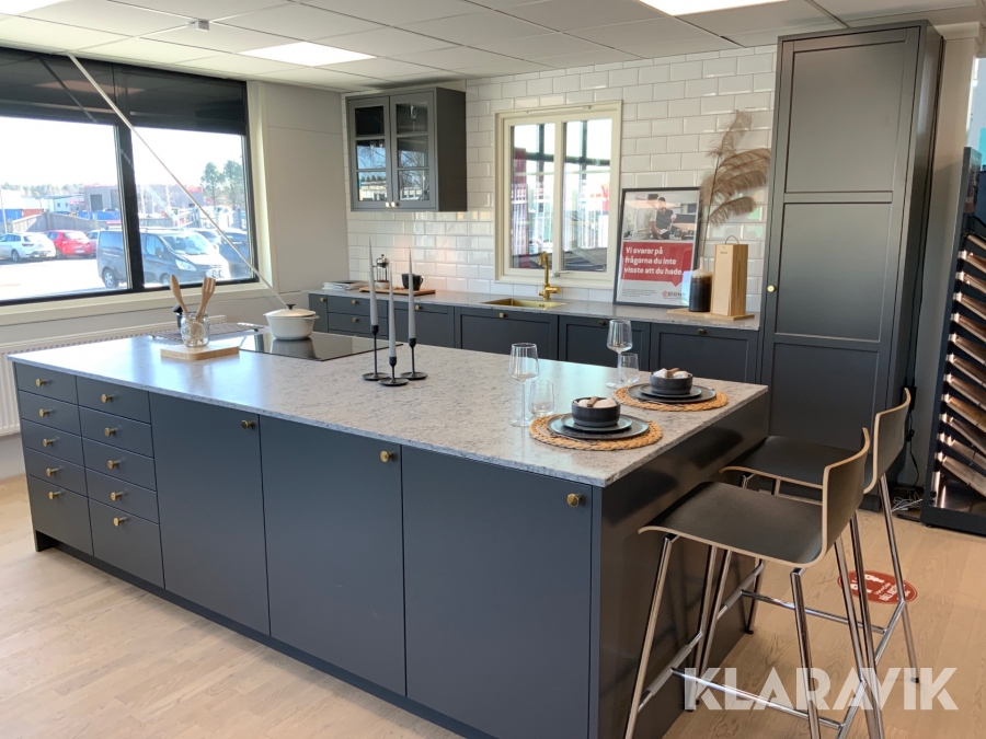 Visningskök Ballingslöv med köksö