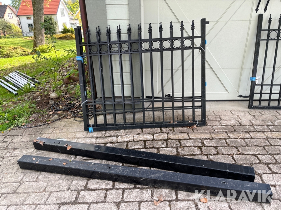 Järngrind dubbel med stolpar 3 m