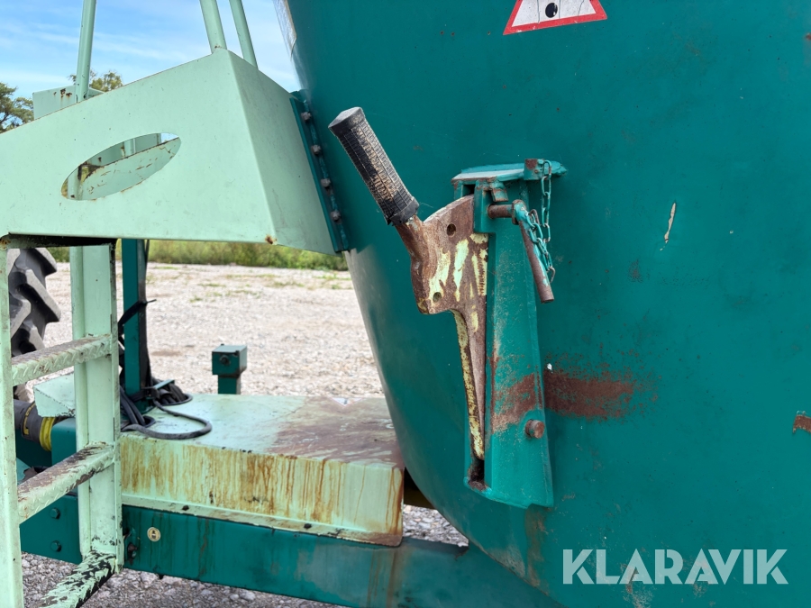 Mixervagn Luclar MC12
