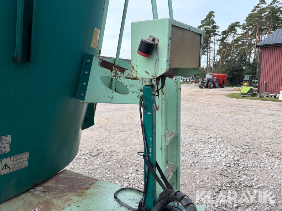 Mixervagn Luclar MC12