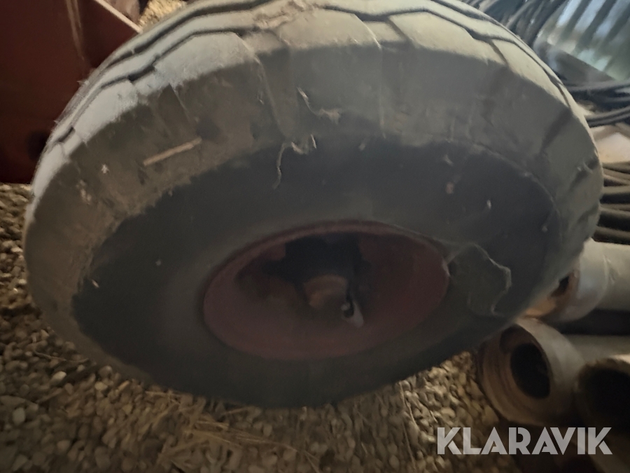 Skogsvagn med Normet VN 250, Klippan, Klaravik auktioner