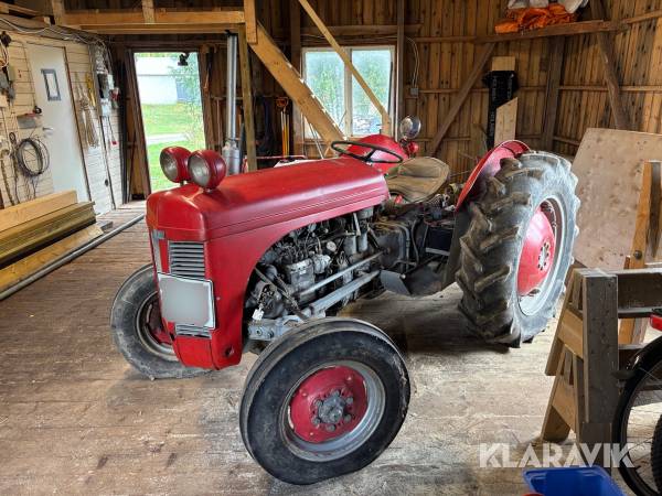 Veterantraktor Massey Ferguson TEF Diesel