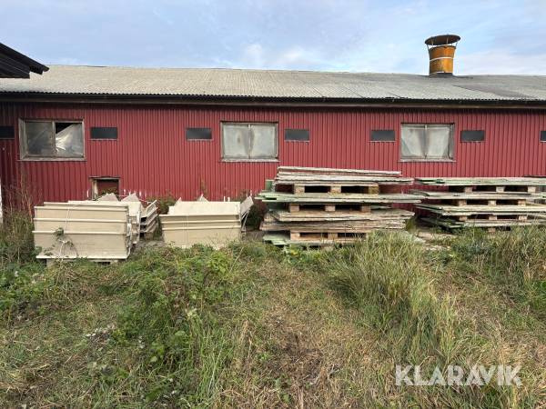 Inredning och Foderkrubbor Aco Farm 36st boxar