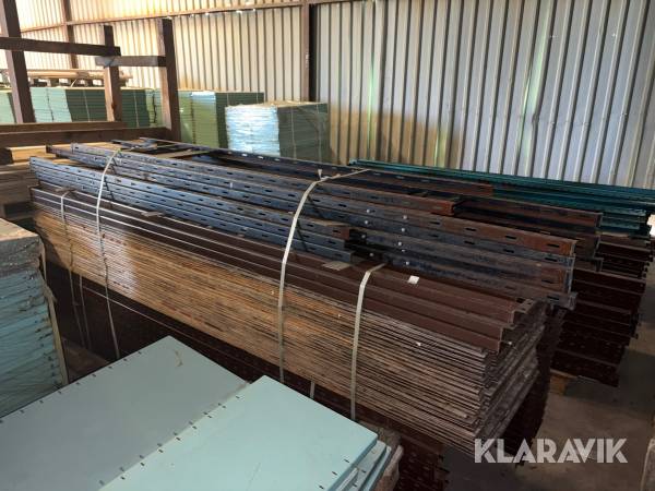 Lagerhyllor med 24 st hyllplan 240x51 cm