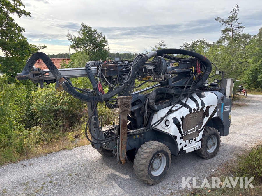 Borrvagn Atlas Copco Flexiroc T20R-01 med redskap