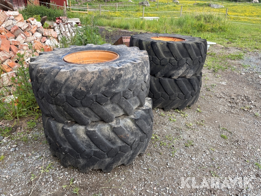 Entreprenaddäck Michelin Radial bouble x 4 st