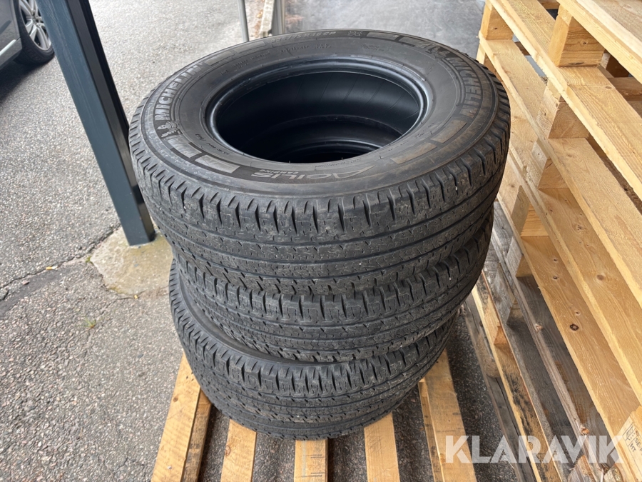 Sommardäck Michelin 225/75R16 CP 4st