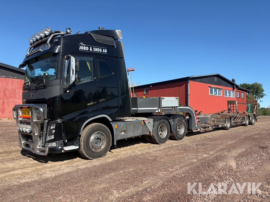 Lastbil Volvo FH16 med Vm trailer VM 35-3-RKSZTAO-S