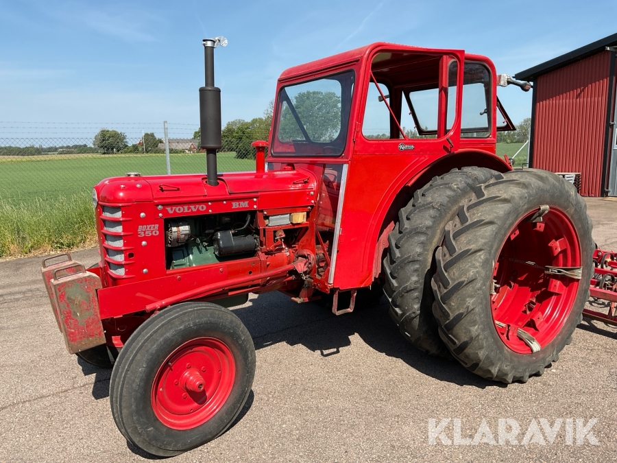 Traktor Volvo BM 350 Boxer med dubbelmontage