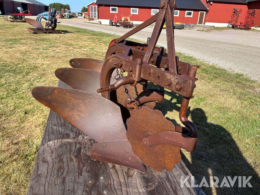 Tegplog veteran Massey Ferguson 120-AE-28 3skär