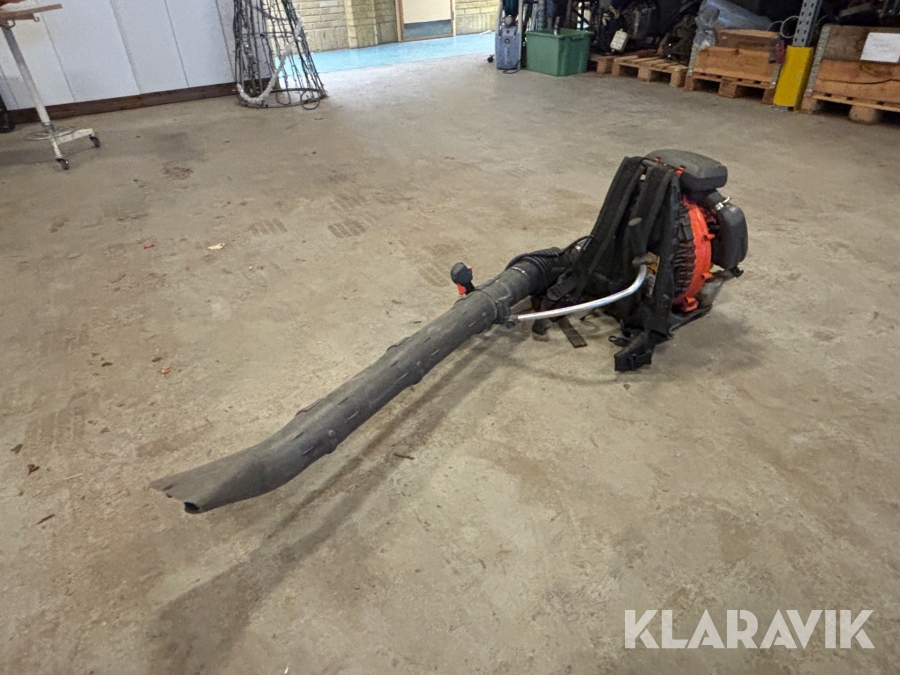 Lövblås Husqvarna 570BTS