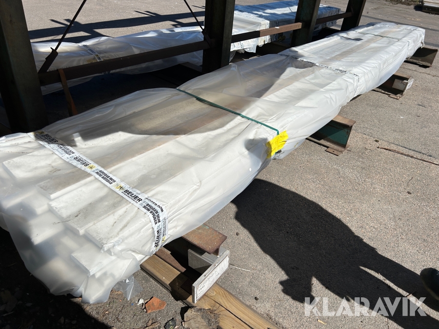 Grundmålad panel 64 st