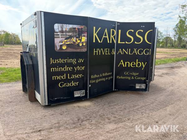 Lastväxlarflak med skåp