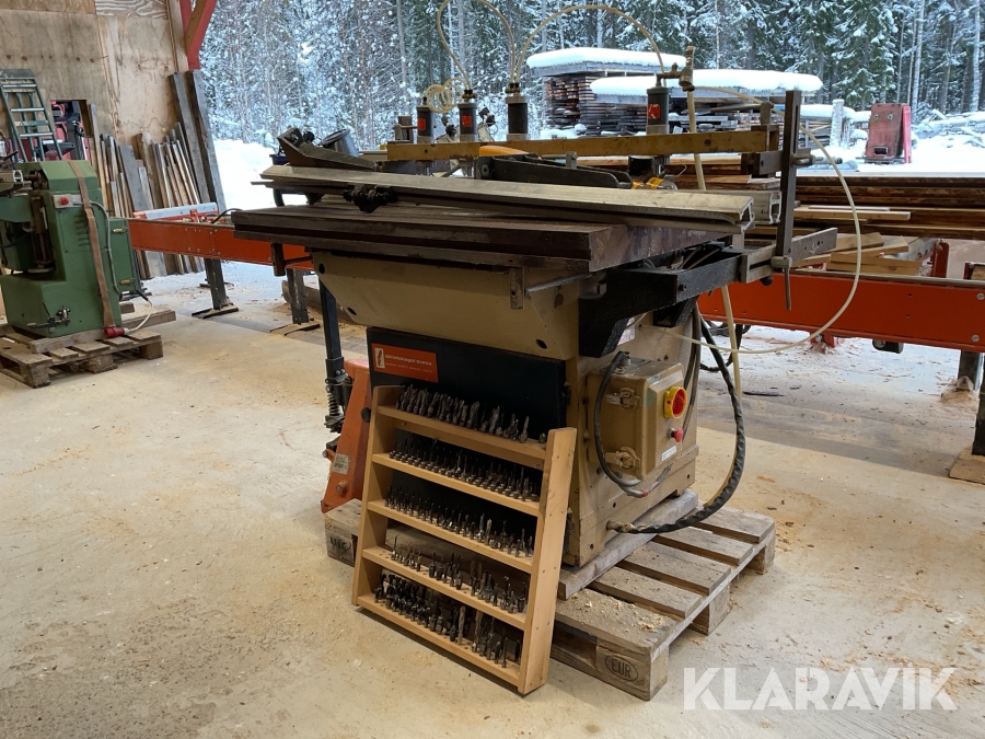 Centrumtappmaskin SCM FM29S med verktyg