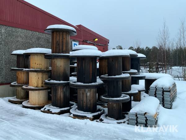 Kabeltrummor & pallkragar
