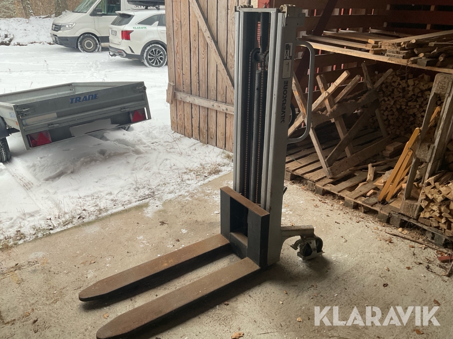Höglyftande palldragare Silverstone Hand Stacker