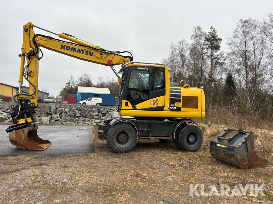 Grävmaskin Komatsu PW160-11 med rotator med grip & 5 redskap