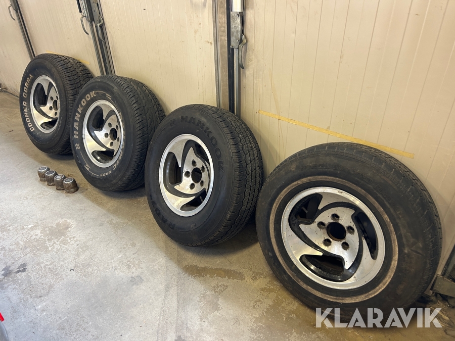 Sommardäck Hankook & Cooper på aluminiumfälgar 4 st