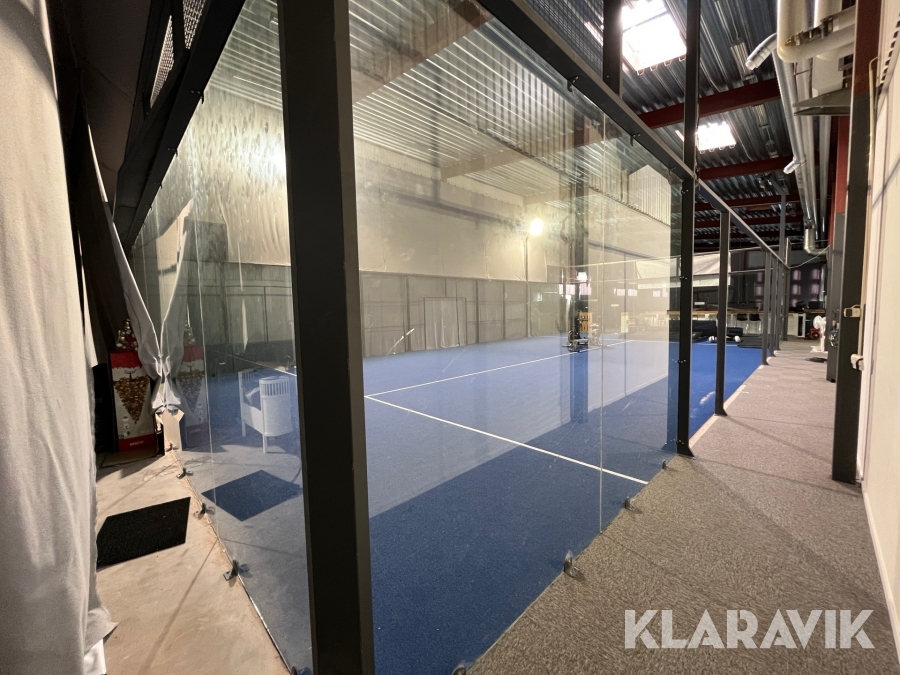 Padelbana 10x20m med belysning
