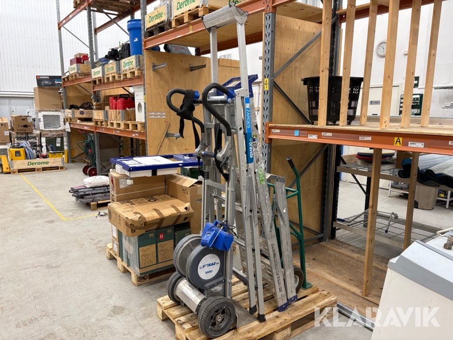 Trappklättrare, stegar & säckkärra