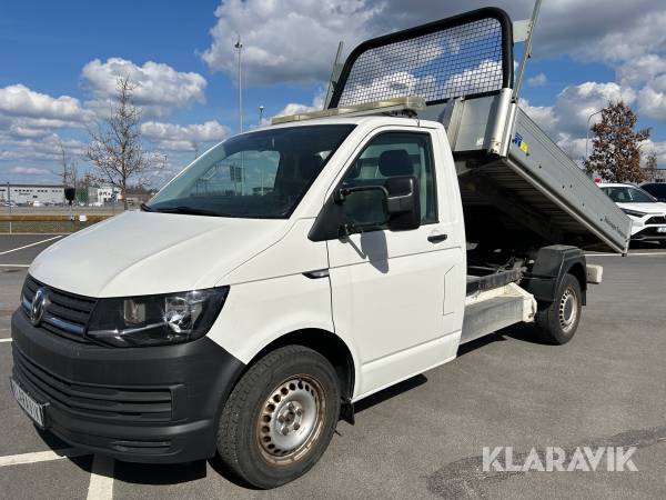 Pickup Volkswagen Transporter med Tippflak