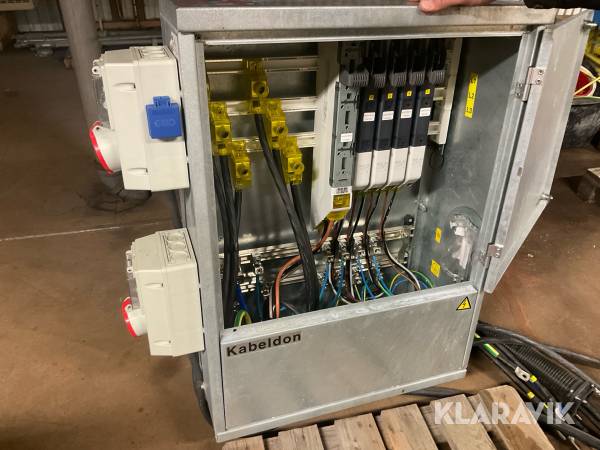 Kabelskåp ABB SDC 448