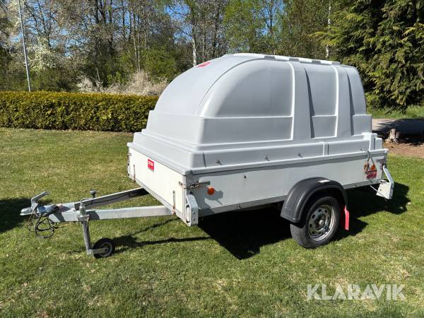 Släpvagn Westbay Proline single med kåpa