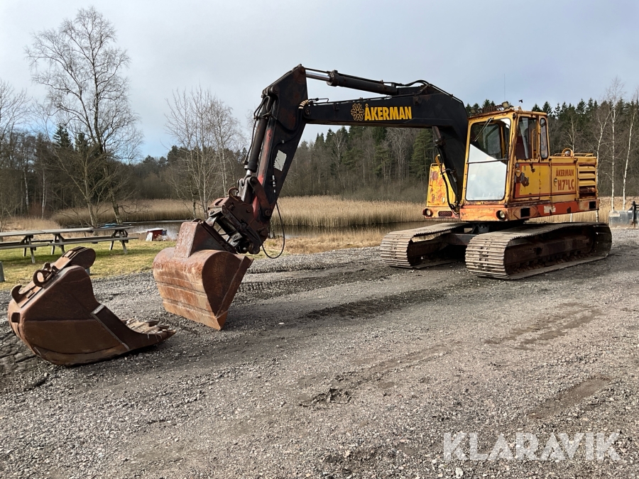 Grävmaskin Åkerman H7B inklusive skopor
