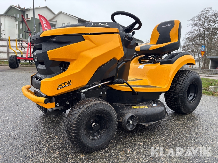 Trädgårdstraktor Cub Cadet XT2 PS107