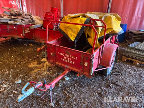 Personbilssläp Strada Universal