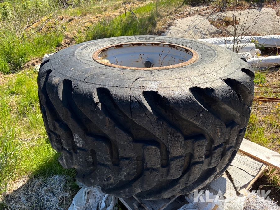 Hjul till Komatsu skogsmaskin Nokian Forest King F2 710/55-28.5 1 st