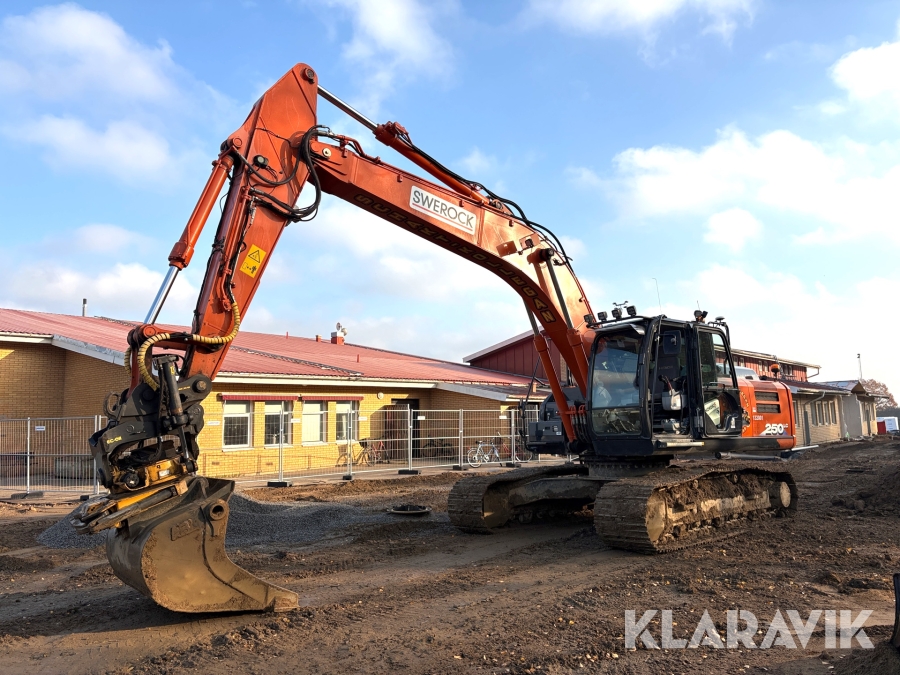 Grävmaskin Hitachi ZX 250 LC-6