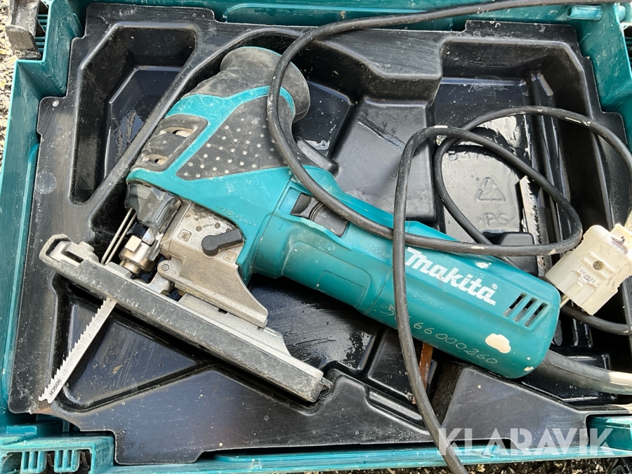 Sticksåg Makita 4351FCT
