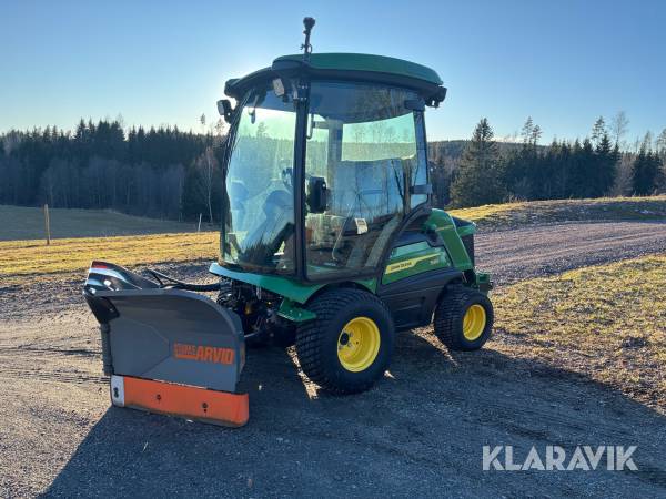 Redskapsbärare John Deere 1585