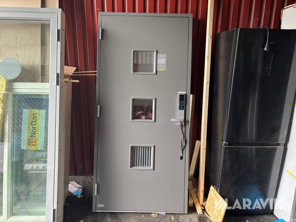 Ytterdörr NorDan 2100x1000mm med ID-Lock 150 Silver