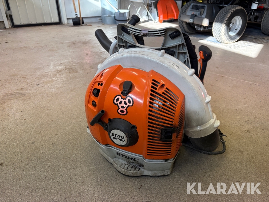 Lövblås Stihl BR700