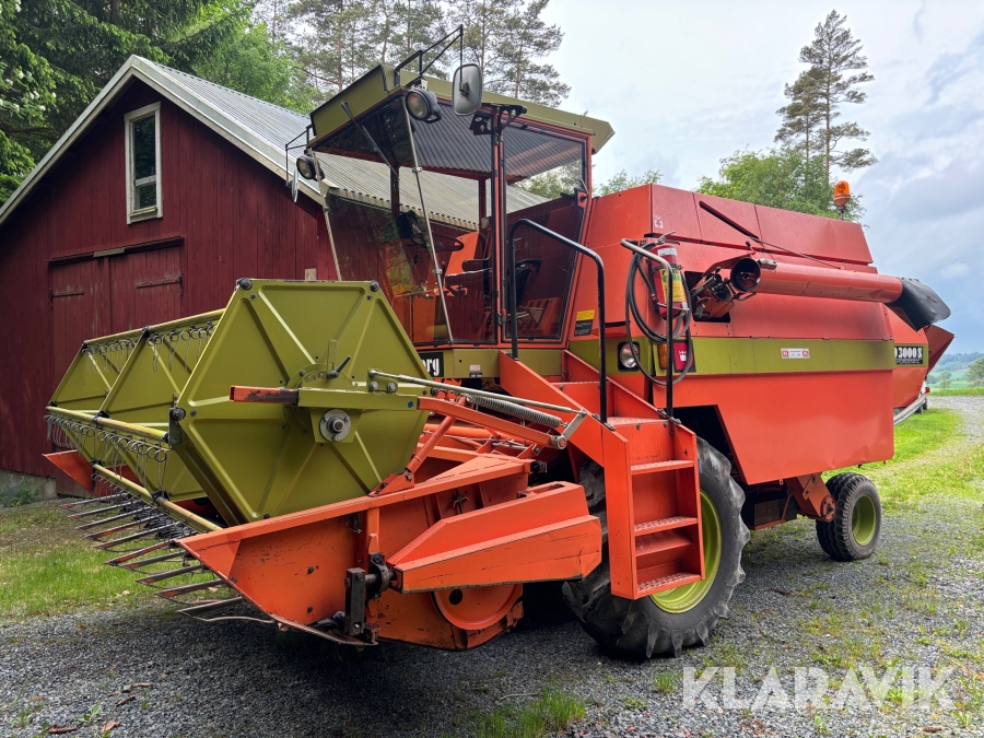 Skördetröska Droningborg D 3000S hydrostatic