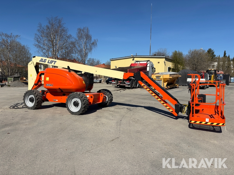 Vikbomslift JLG 600AJ