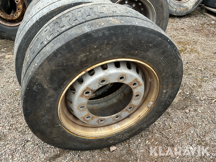 Lastbilsdäck Michelin 355/50-22,5 4st