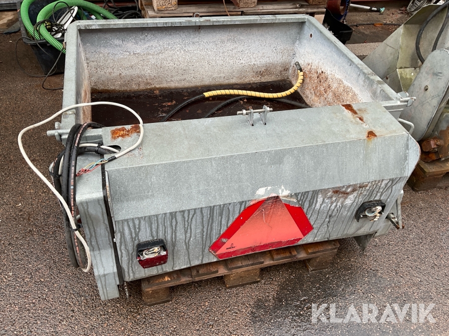 Flakspridare för sand och salt AB Siringe F250