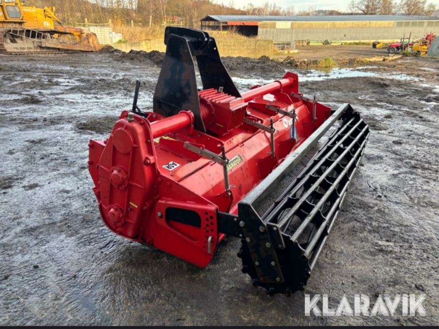 Jordfräs Agrator Asr 3100 med trepunktsfäste