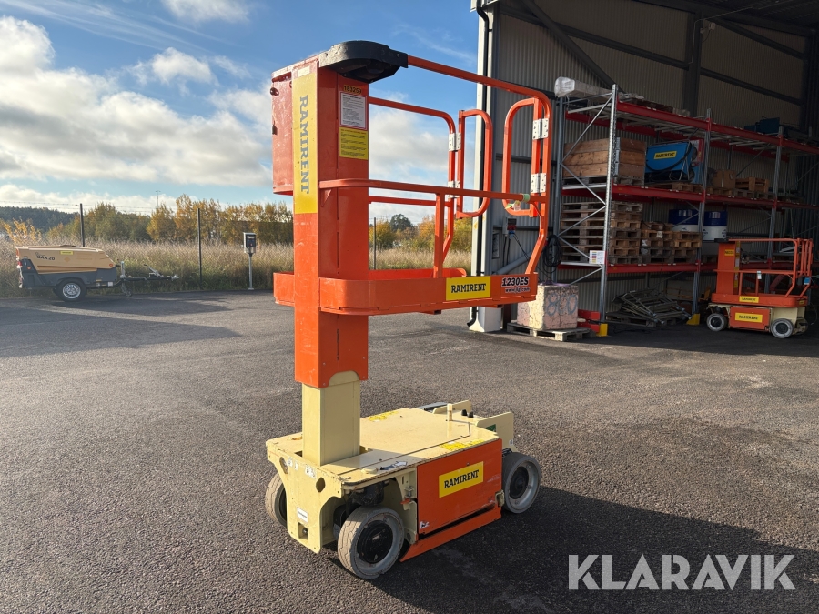 Pelarlift JLG 1230 ES