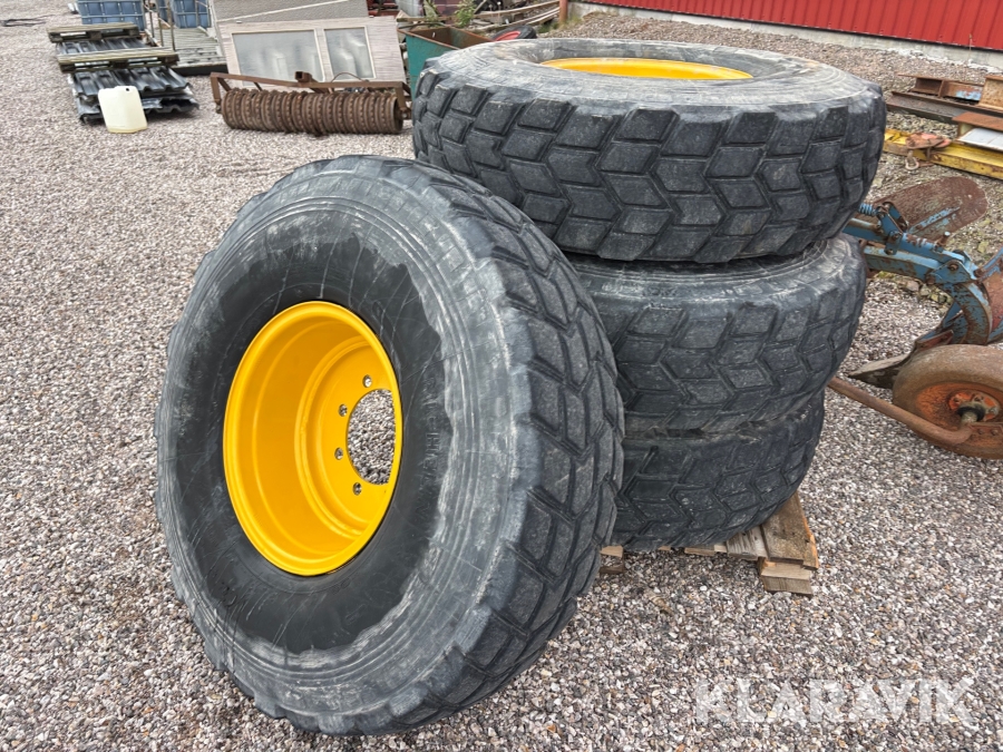 Kompletta hjul Michelin 14.00R20 4st 